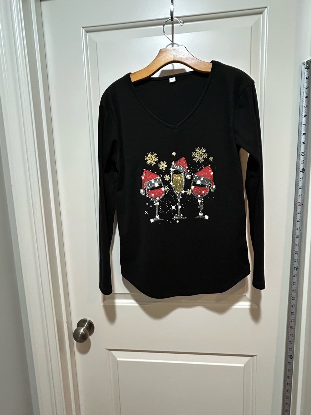 Women's size S Black Holiday Sequin Wine Glass V-Neck Top long sleeve LIKE NEW